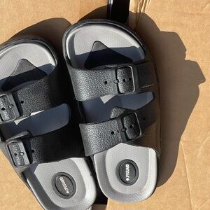 Haflinger Black Textured Sole